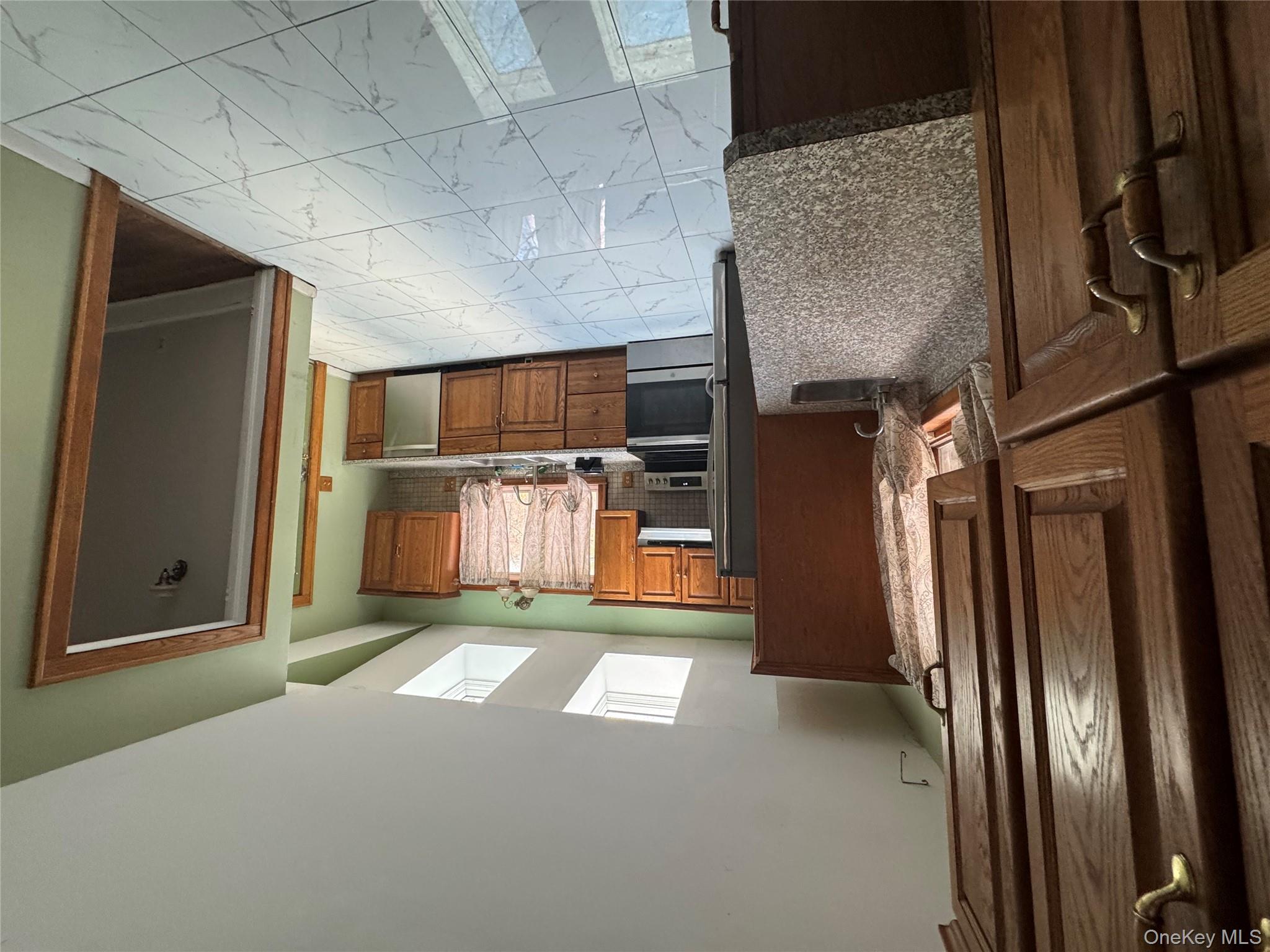 2119 Maple Avenue Cortlandt Manor, NY 10567 - Photo 5 of 22