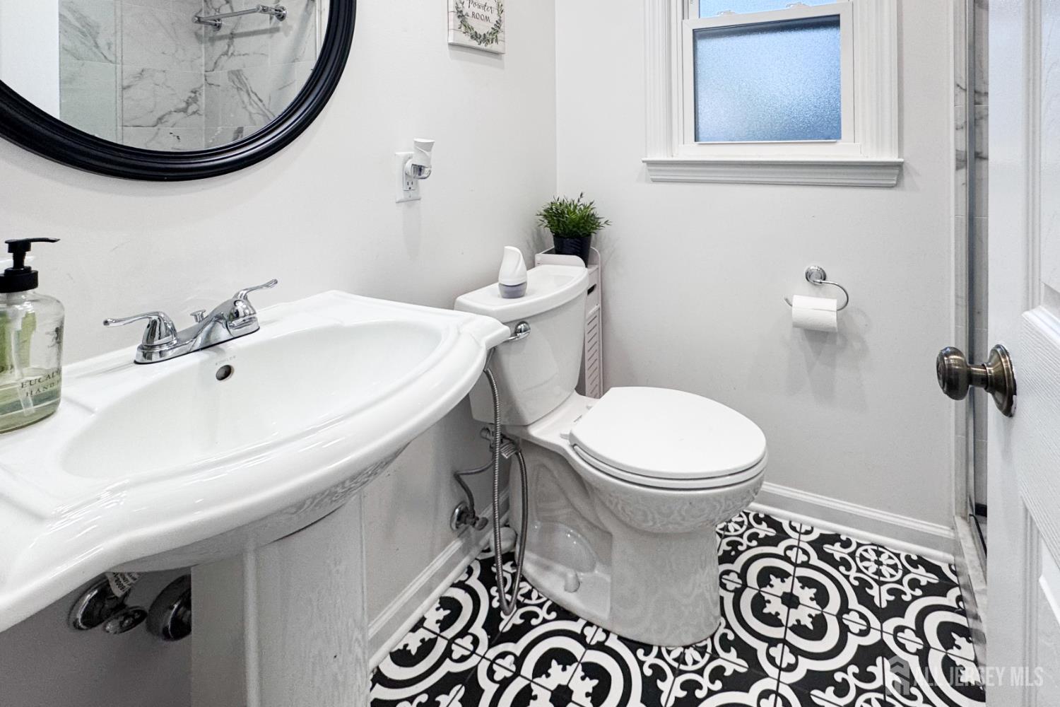 213 Normandy Road Edison, NJ 08820 - Photo 23 of 45