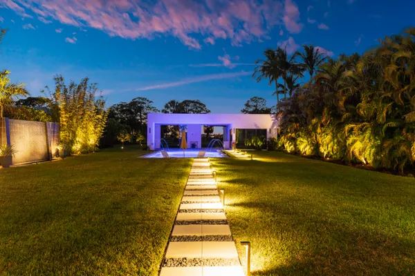 $2,590,000 | 1544 Southeast St Lucie Boulevard, Stuart, FL 34996