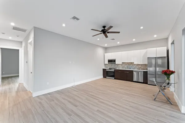 $2,590,000 | 1544 Southeast St Lucie Boulevard, Stuart, FL 34996