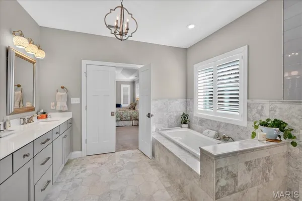 $1,299,000 | 7540 Washington Avenue, University City, MO 63130