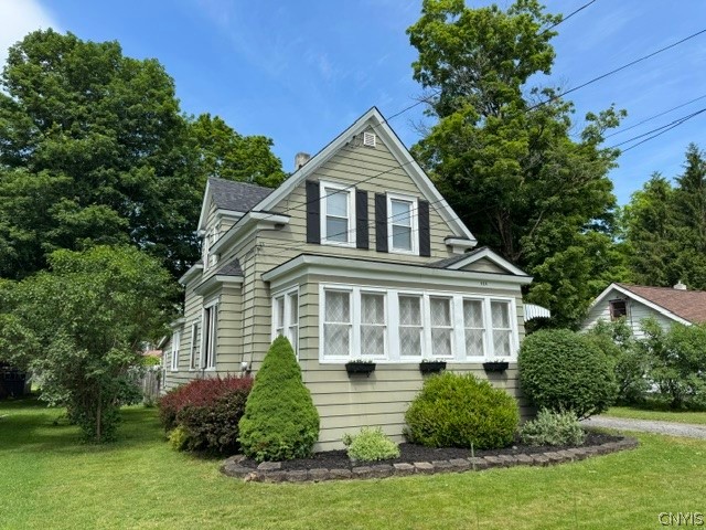 454 Sayles Street Oneida, NY 13421 - Photo 3 of 28
