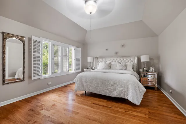 $925,000 | 55 Chesterfield Court, Burr Ridge, IL 60527