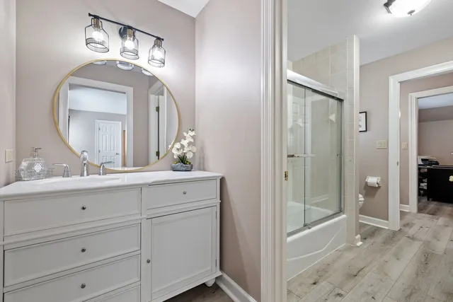 $925,000 | 55 Chesterfield Court, Burr Ridge, IL 60527