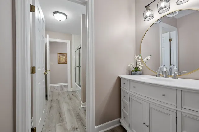 $925,000 | 55 Chesterfield Court, Burr Ridge, IL 60527