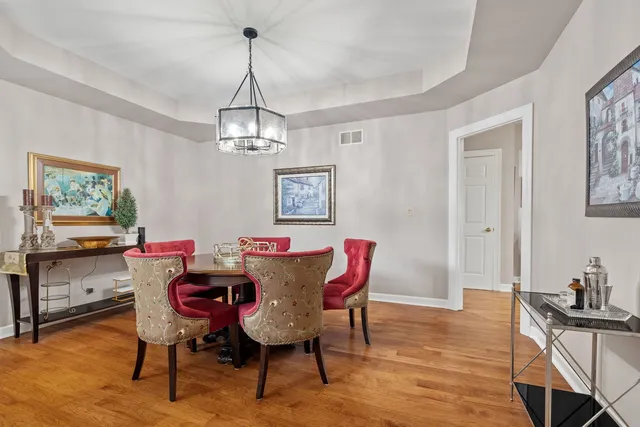 $925,000 | 55 Chesterfield Court, Burr Ridge, IL 60527