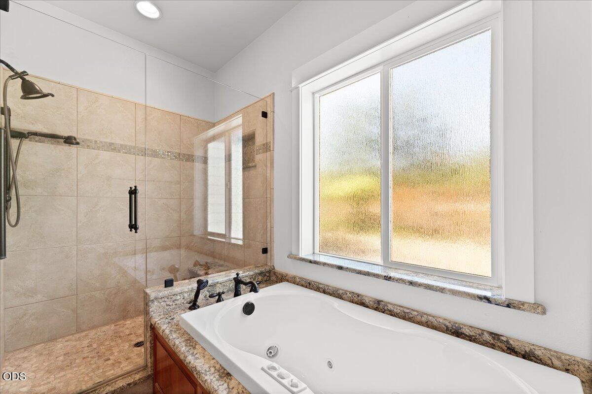 1712 Stevens Road Eagle Point, OR 97524 - Photo 26 of 63