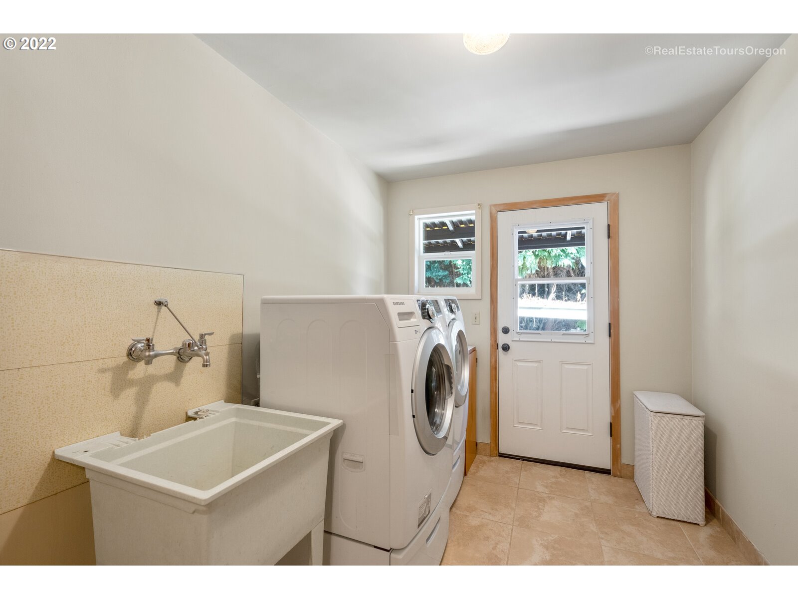 755 Taybin Road Northwest Salem, OR 97304 - Photo 17 of 32 Gallery Image 17