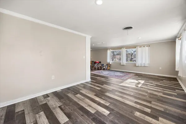 $292,000 | 1005 Logansport Street, Nacogdoches, TX 75961