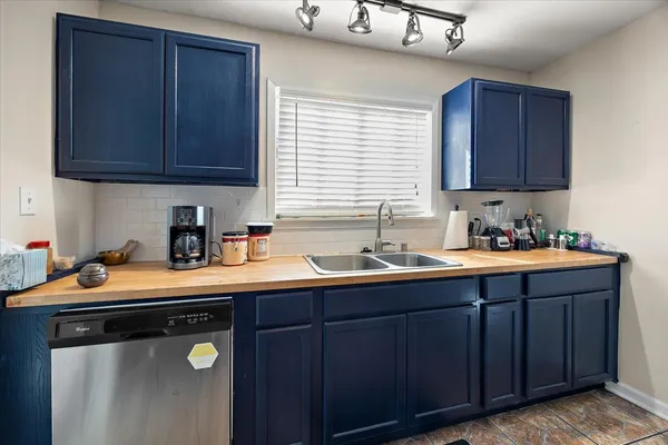 $292,000 | 1005 Logansport Street, Nacogdoches, TX 75961