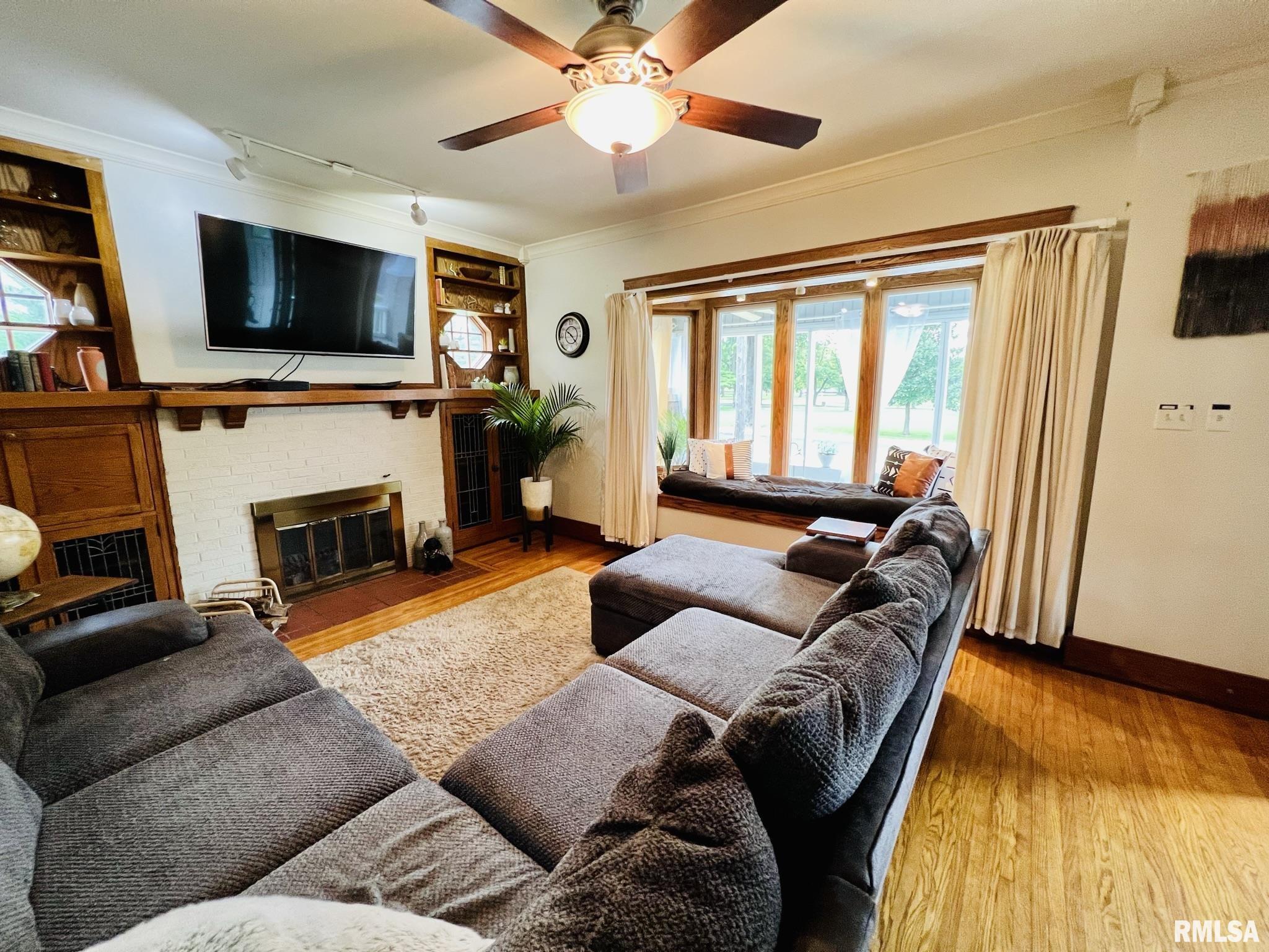 2315 North Prospect Road Peoria, IL 61603 - Photo 9 of 46 Gallery Image 9