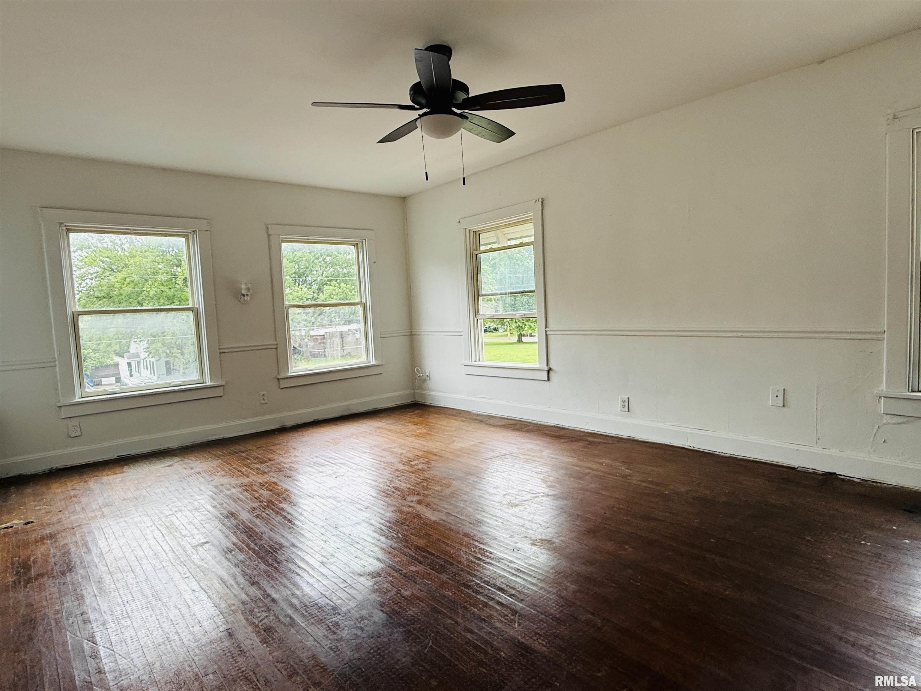 2141 North Prospect Road Peoria, IL 61603 - Photo 23 of 42