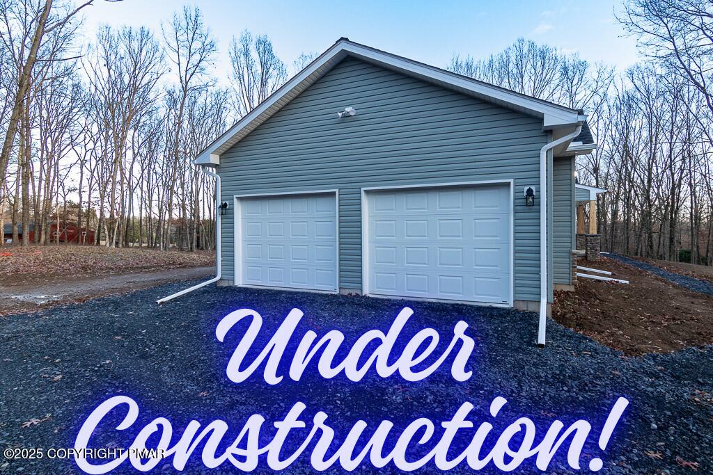 226 Apache Drive Effort, PA 18330 - Photo 3 of 3