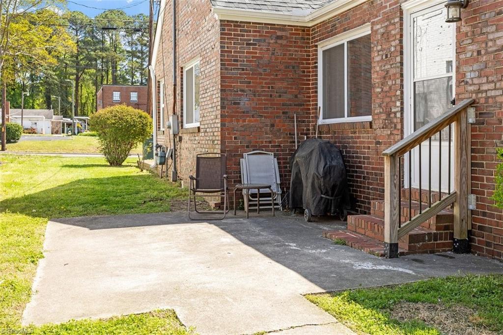 2705 North Roxboro Street Durham, NC 27704 - Photo 15 of 16
