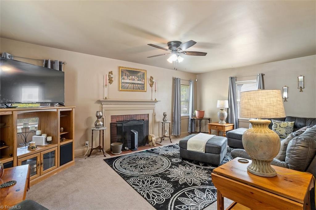 2705 North Roxboro Street Durham, NC 27704 - Photo 4 of 16