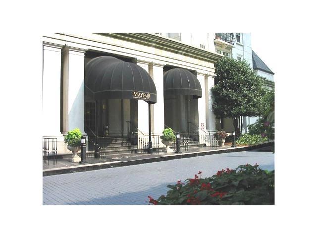 199 14th Street Northeast, Unit 510 Atlanta, GA 30309 - Photo 4 of 21 a black and white photo of a living room