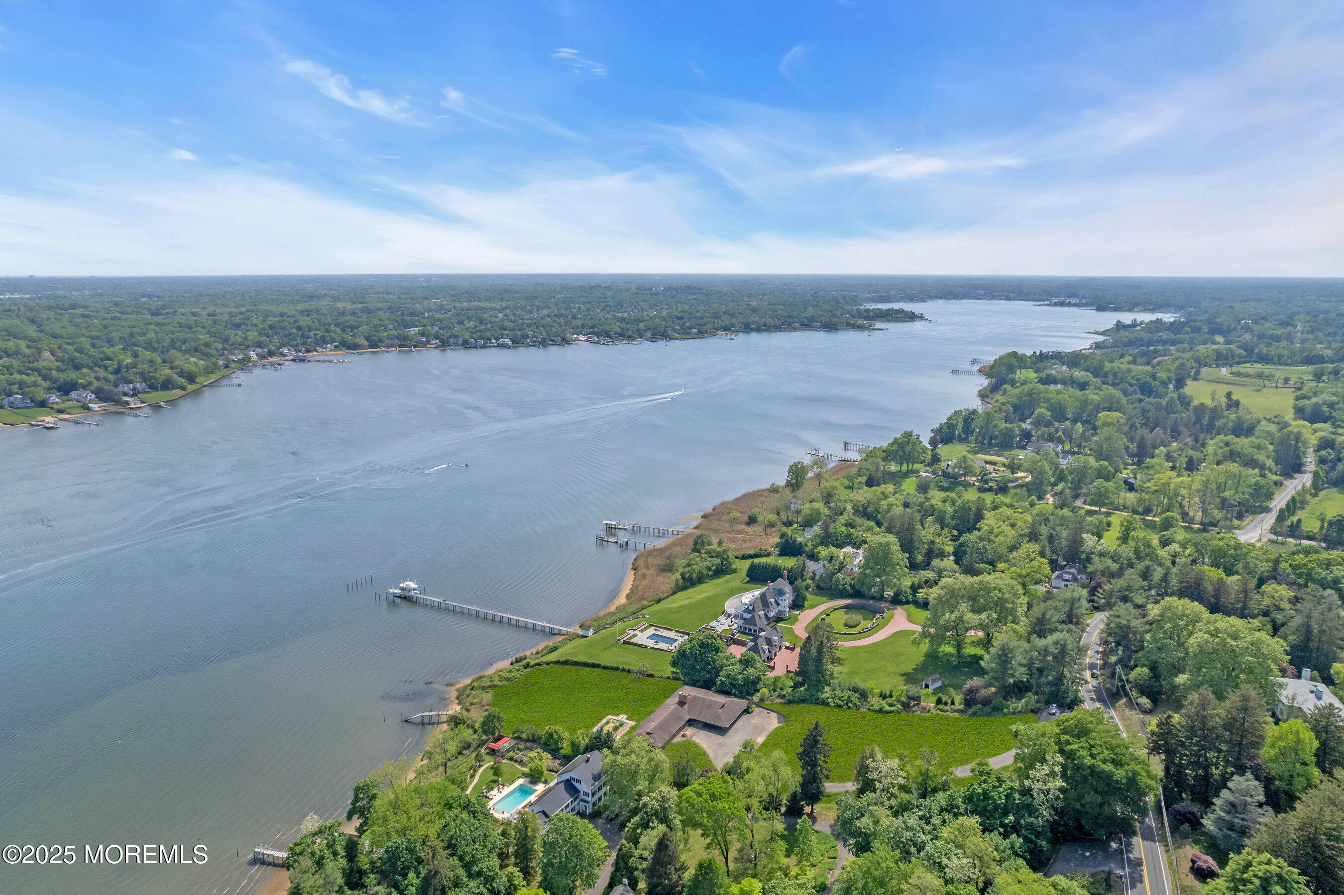 820 Navesink River Road Rumson, NJ 07760 - Photo 13 of 17 Experience the Extraordinary