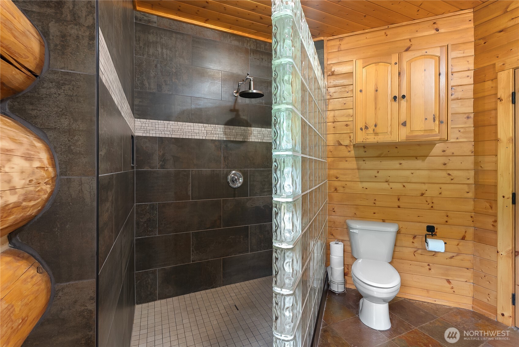 8443 Kickerville Road Blaine, WA 98230 - Photo 15 of 40