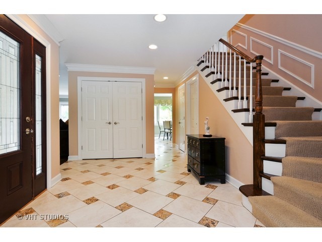686 Ridge Road Highland Park, IL 60035 - Photo 2 of 25