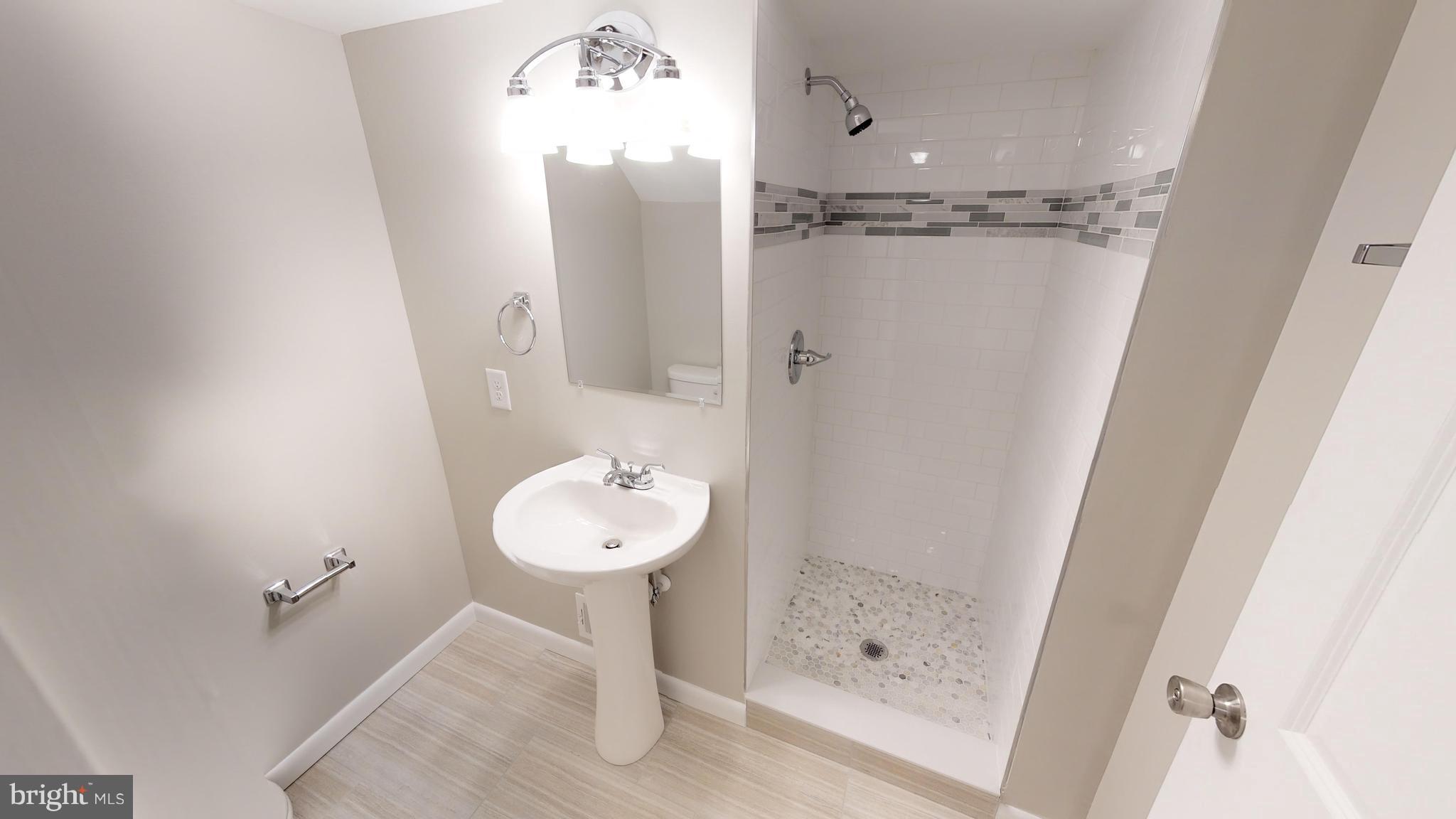 215 Georgetown Road Annapolis, MD 21403 - Photo 19 of 26 Full Bathroom - Lower Level