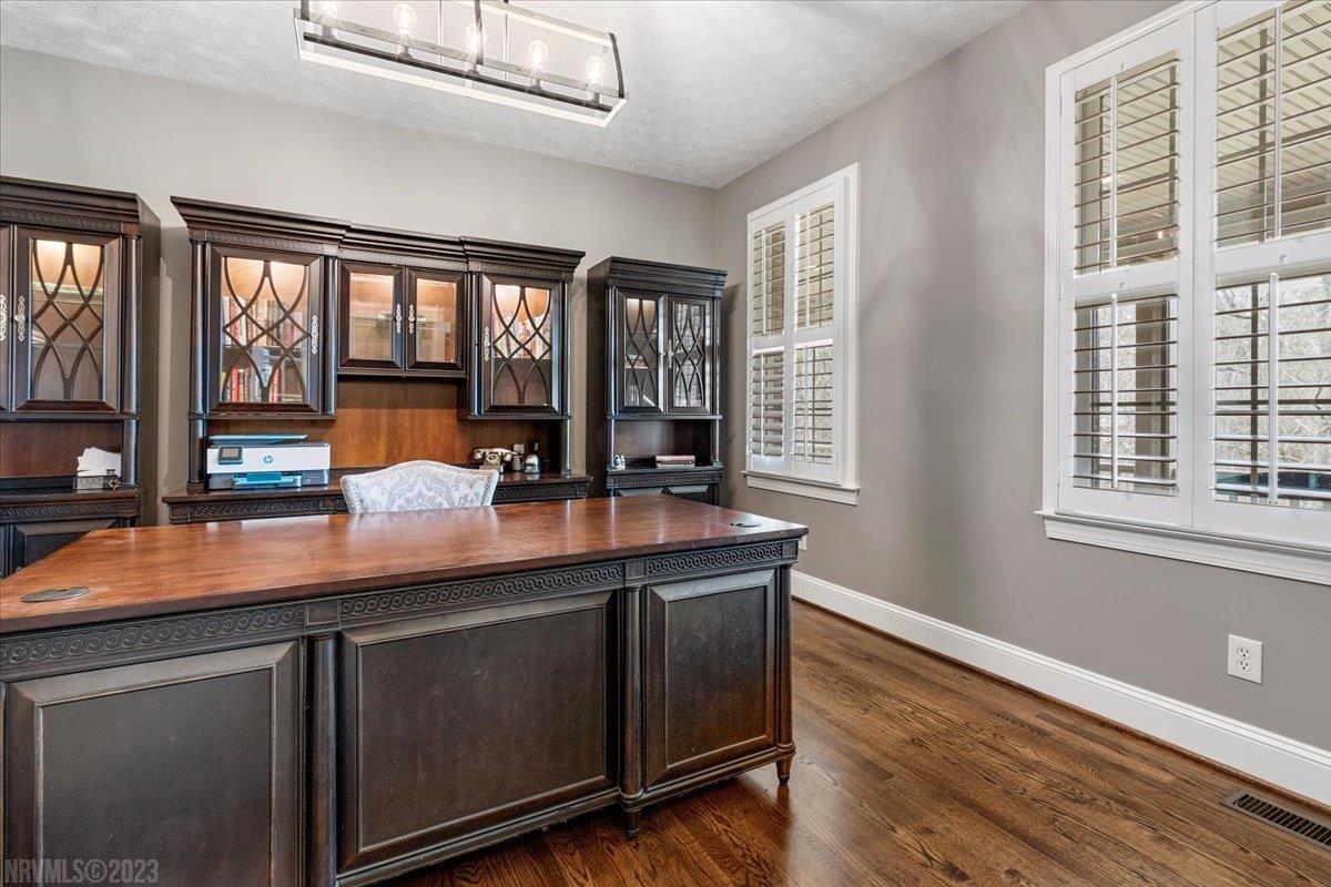 1850 Augusta National Road Blacksburg, VA 24060 - Photo 15 of 96 Gallery Image 15