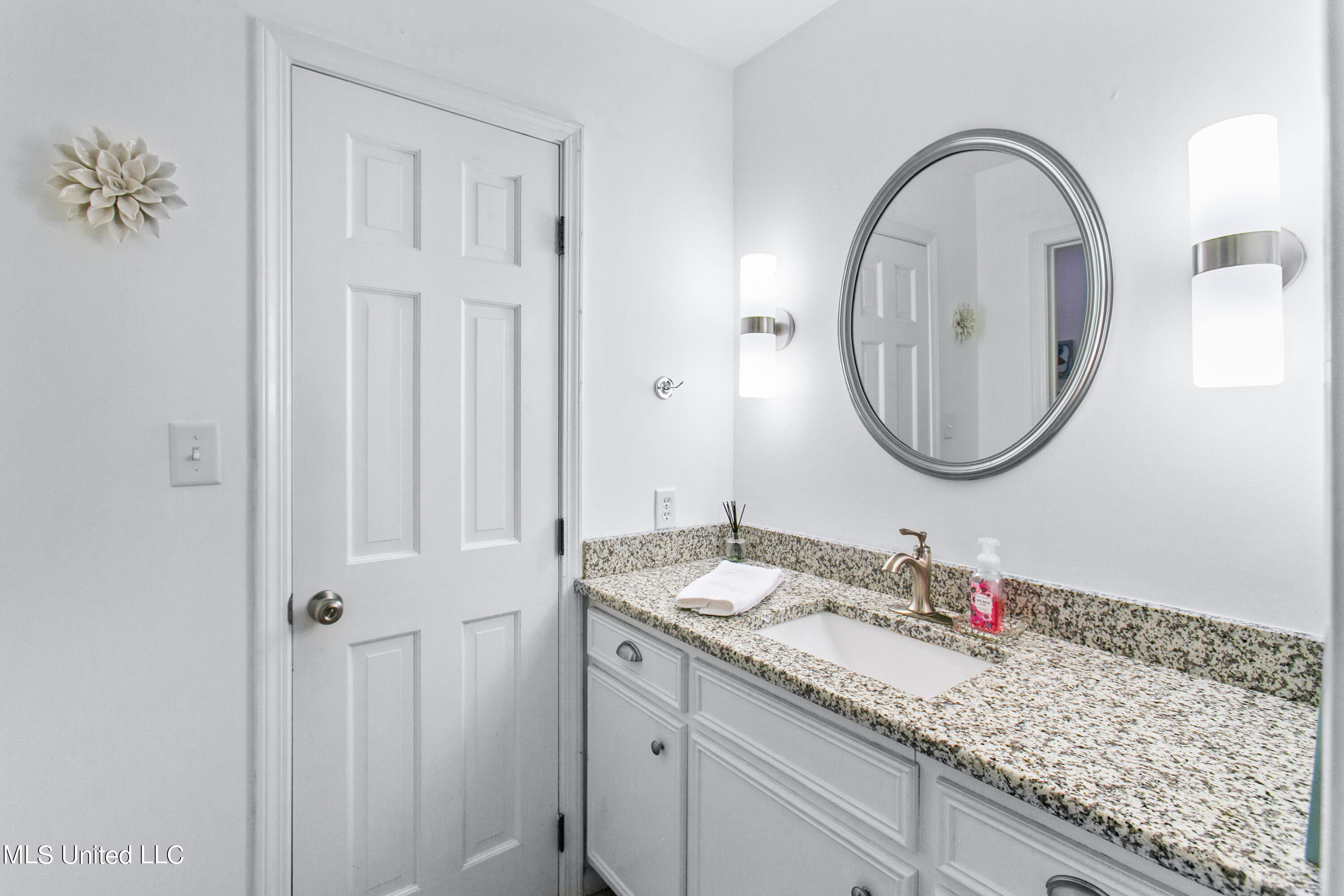 5455 Briarfield Road Jackson, MS 39211 - Photo 18 of 24 5455 Briarfield-32