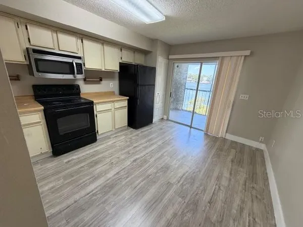 $1,595 | 7202 East Bank Drive, Unit 201, Tampa, FL 33617