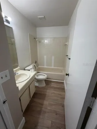 $1,595 | 7202 East Bank Drive, Unit 201, Tampa, FL 33617