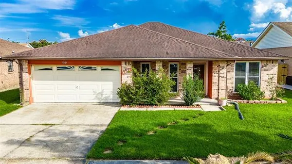 $249,900 | 4041 North Indigo Drive, Harvey, LA 70058