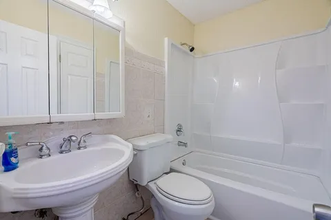 $239,000 | 4041 North Indigo Drive, Harvey, LA 70058