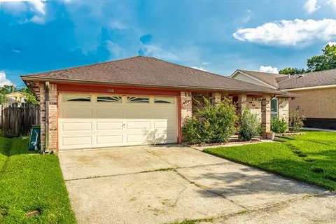 $249,900 | 4041 North Indigo Drive, Harvey, LA 70058