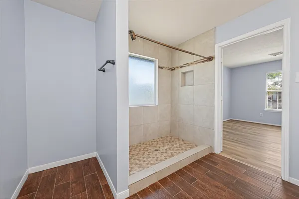 $2,400 | 19215 Hikers Trail Drive, Humble, TX 77346