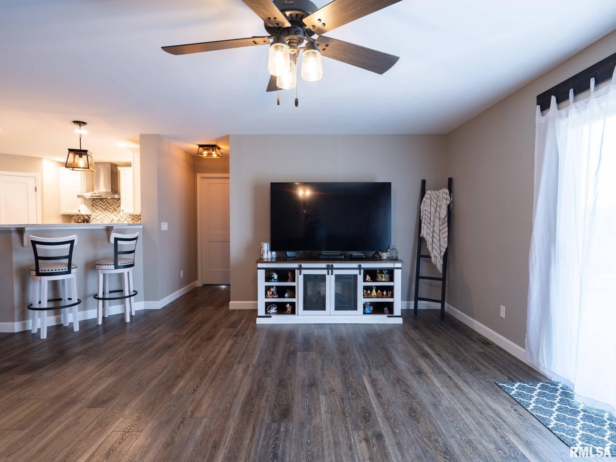 180 East Miller Road Edelstein, IL 61526 - Photo 5 of 51 Gallery Image 5