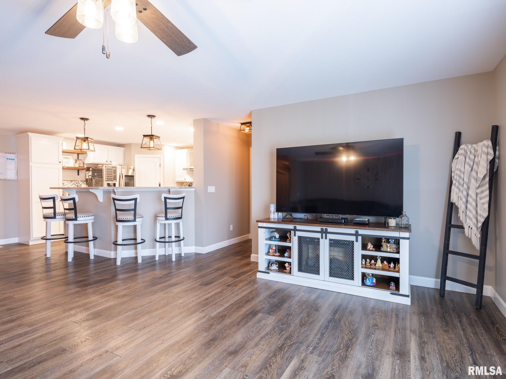 180 East Miller Road Edelstein, IL 61526 - Photo 7 of 51 Gallery Image 7