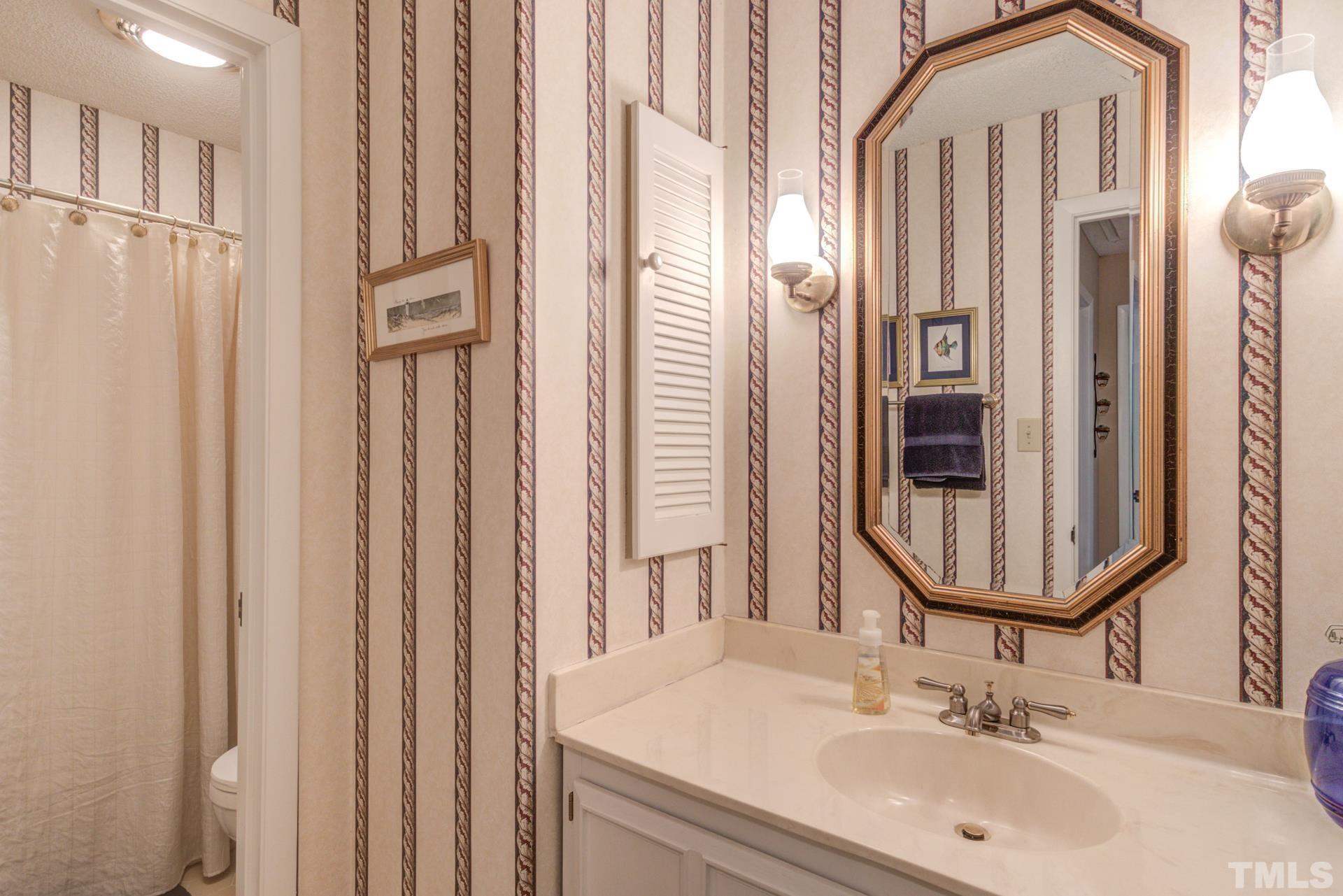 817 Green Ridge Drive Raleigh, NC 27609 - Photo 14 of 24