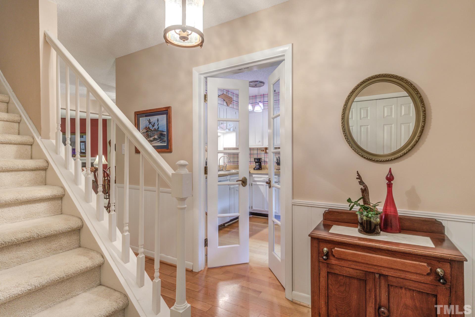 817 Green Ridge Drive Raleigh, NC 27609 - Photo 4 of 24