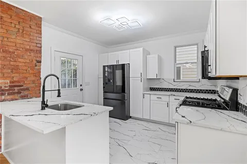 $349,900 | 23 Craighead Street, Pittsburgh, PA 15211