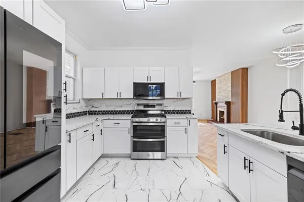 $349,900 | 23 Craighead Street, Pittsburgh, PA 15211
