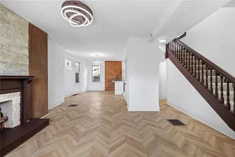 $349,900 | 23 Craighead Street, Pittsburgh, PA 15211