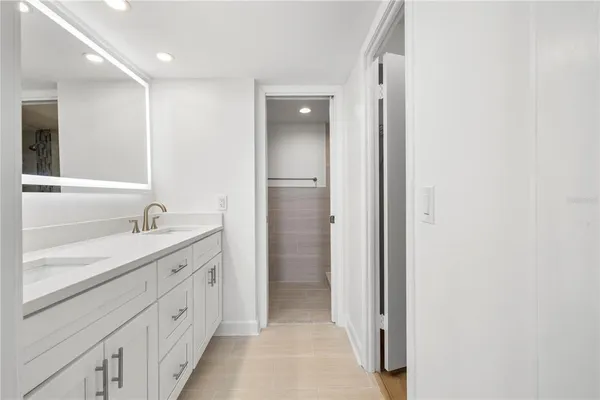 $230,000 | 2618 Cove Cay Drive, Unit 206, Clearwater, FL 33760