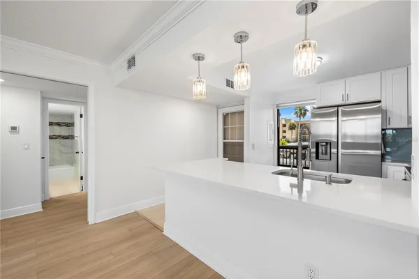 $230,000 | 2618 Cove Cay Drive, Unit 206, Clearwater, FL 33760