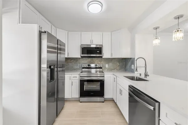 $230,000 | 2618 Cove Cay Drive, Unit 206, Clearwater, FL 33760