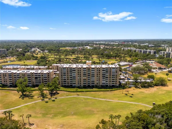 $230,000 | 2618 Cove Cay Drive, Unit 206, Clearwater, FL 33760