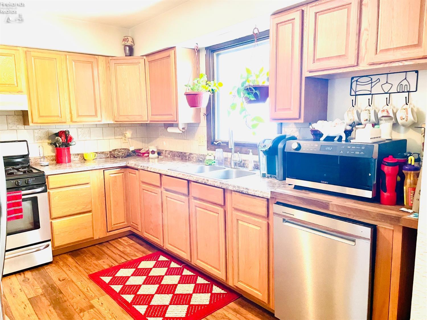 2190 Cooper Foster Park Road Lorain, OH 44053 - Photo 6 of 18 Gallery Image 6