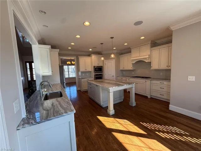 $845,000 | 8521 Parkchester Place, Oak Ridge, NC 27310