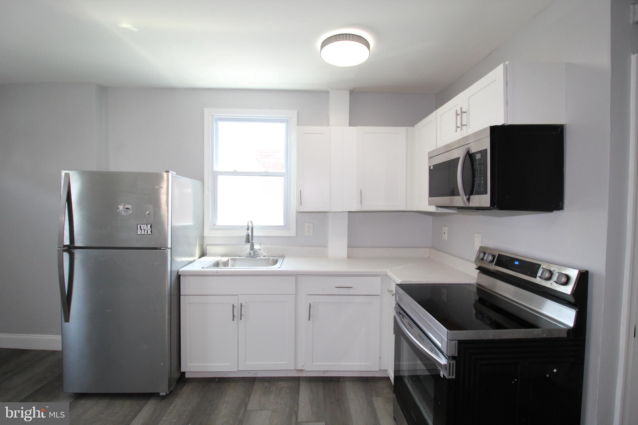 1913 South 20th Street, Unit 4 Philadelphia, PA 19145 - Photo 15 of 19