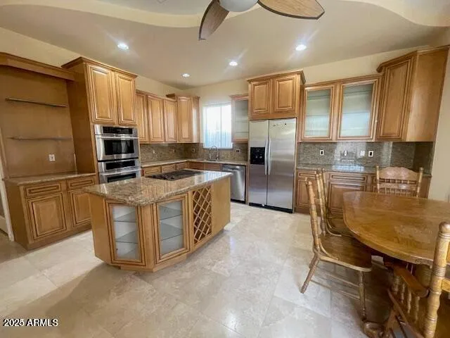 $4,000 | 6823 North 14th Street, Phoenix, AZ 85014