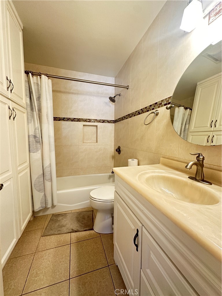 848 Monte Verde Drive Arcadia, CA 91007 - Photo 14 of 22 a bathroom with a sink a toilet and shower