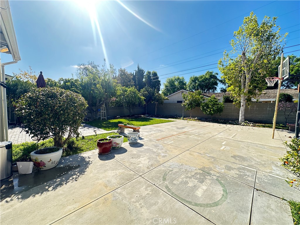 848 Monte Verde Drive Arcadia, CA 91007 - Photo 18 of 22 a view of a backyard of the house