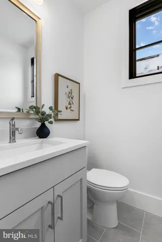 $2,395,000 | 5206 12th Street North, Arlington, VA 22205